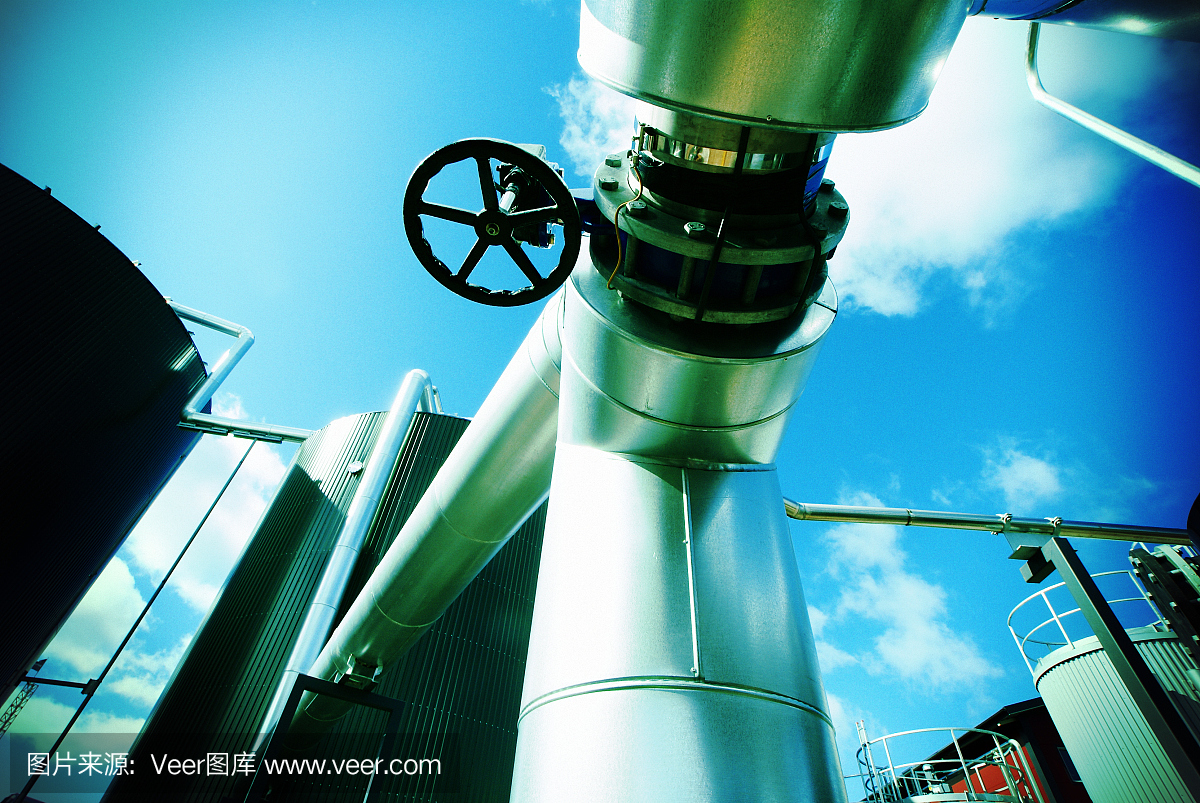 工業園區、鋼鐵管道、閥門迎藍天